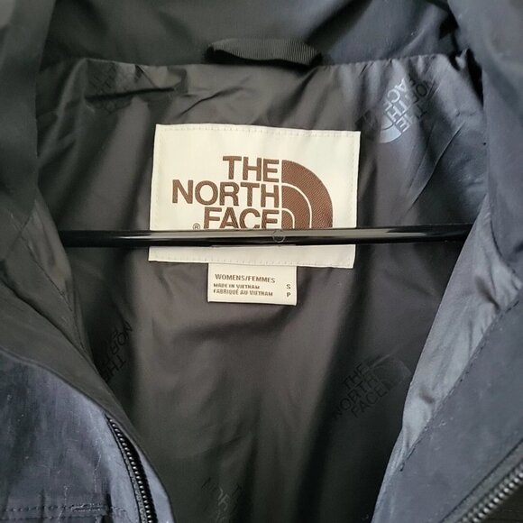Unworn The North Face Women's Black M66 Tech Trench Waterproof Jacket - Picture 10 of 16